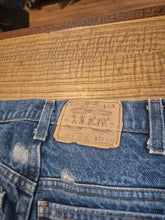 Carica l'immagine nel visualizzatore di Gallery, 1984 Levi's 519 0217 W29 L32
