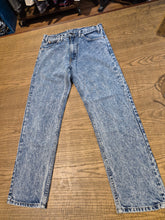 Carica l'immagine nel visualizzatore di Gallery, Early 90's Levi's 505 Made in Usa acid wash W33 L30
