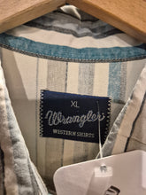 Carica l'immagine nel visualizzatore di Gallery, Camicia Wrangler Western shirt shirt sleeve
