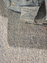 Carica l'immagine nel visualizzatore di Gallery, 80's Levi's 506 Student W29 L30

