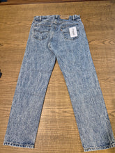 Carica l'immagine nel visualizzatore di Gallery, Early 90's Levi's 505 Made in Usa acid wash W33 L30
