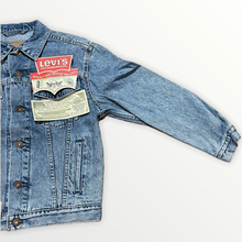 Carica l&#39;immagine nel visualizzatore di Gallery, Giacca jeans Levi’s modello 70503 chiaro
